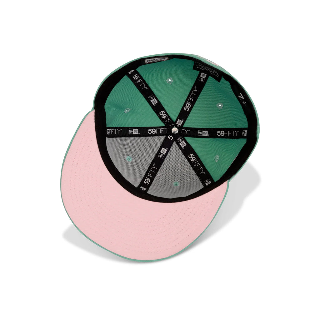 New Era Chicago White Sox Fitted Pink Bottom "Mint Green" (2005 World Series Embroidery)